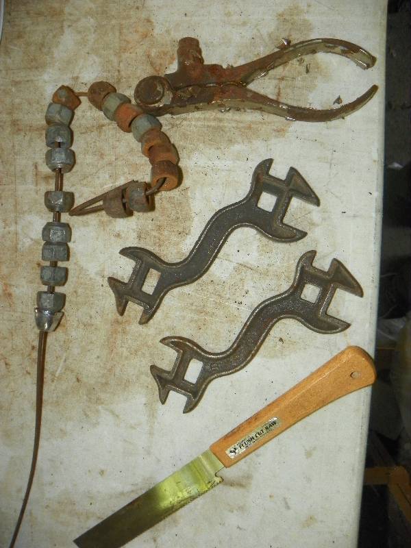 lot 333 image: VINTAGE TOOLSWRENCHES