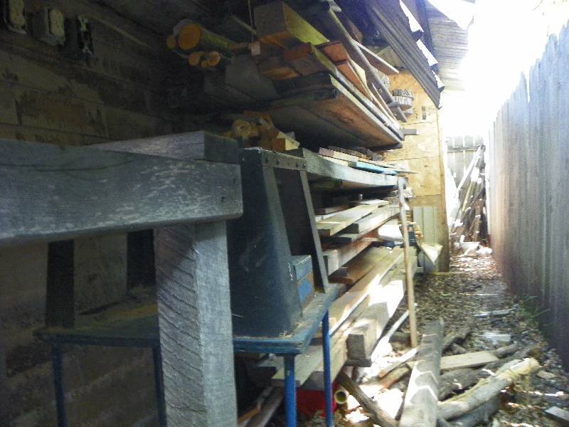 lot 346 image: WOOD SCRAPS FOR CRAFTING