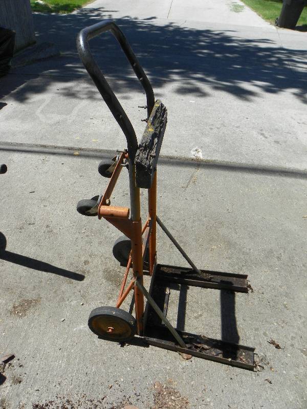 lot 357 image: HAND CART