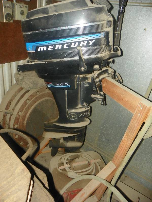 lot 361 image: MERCURY 200 BOAT MOTOR