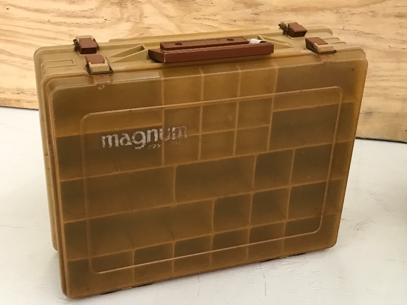 lot 32 image: Plano Magnum Double-Sided Tackle Bo...