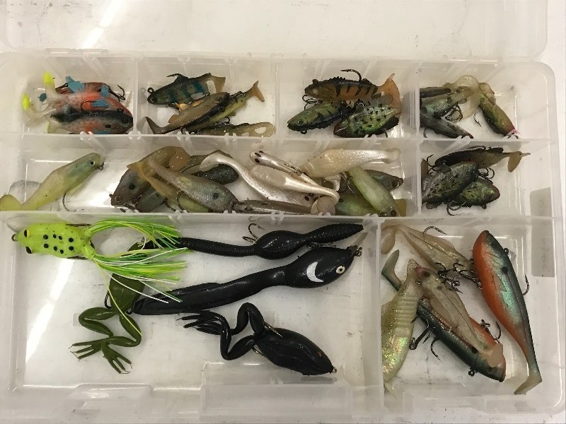 lot 52 image: Plastic Tray Full Of Assorted Artfi...