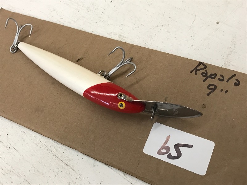 lot 65 image: (1) 9 Rapala Muskie Lure ...