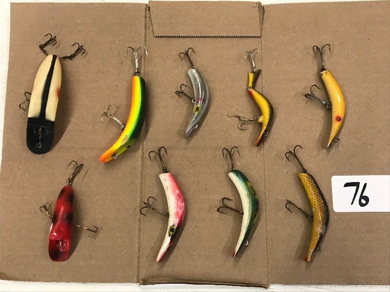 lot 76 image: (9) Assorted Crankbait Lures ...