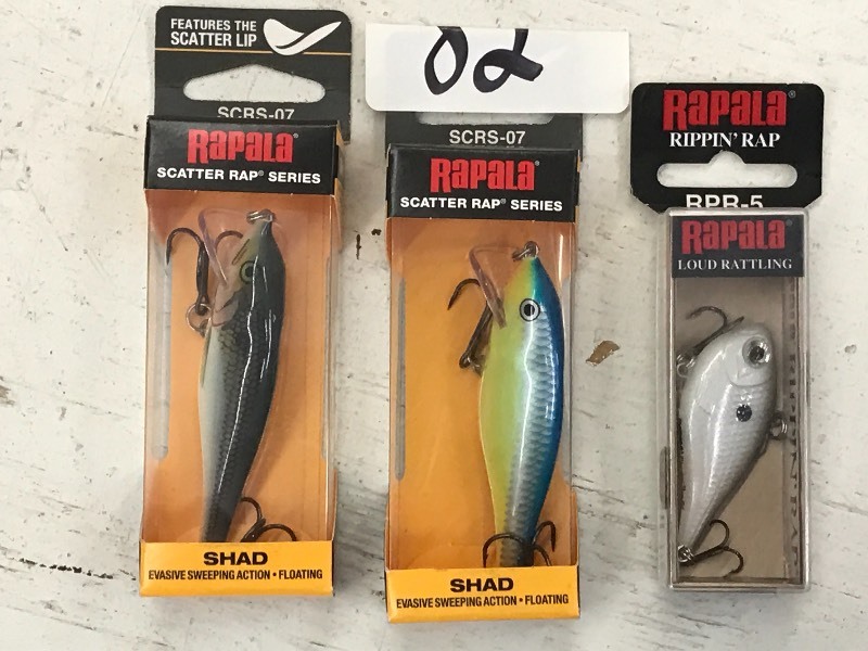 lot 82 image: (3) New Rapala Crakbait Lures ...