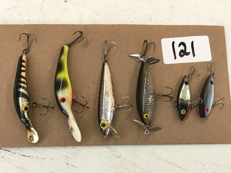 lot 121 image: (6) Assorted Fishing Lures ...