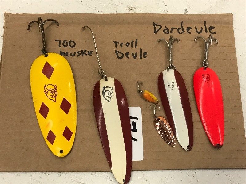 lot 171 image: (5) Assorted Spoon Lures ...