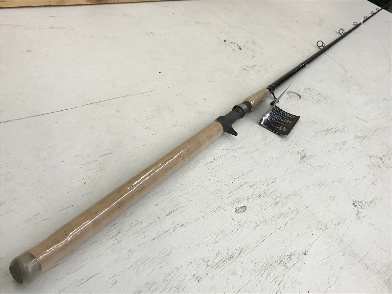 lot 216 image: Unused Assault Sticks Chaos Tackle...