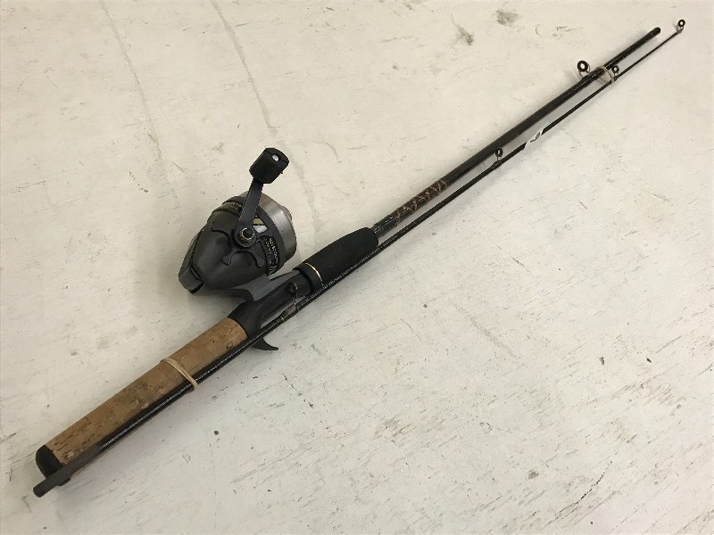 lot 236 image: Zebco ProStaff 56 Medium-Light Ac...