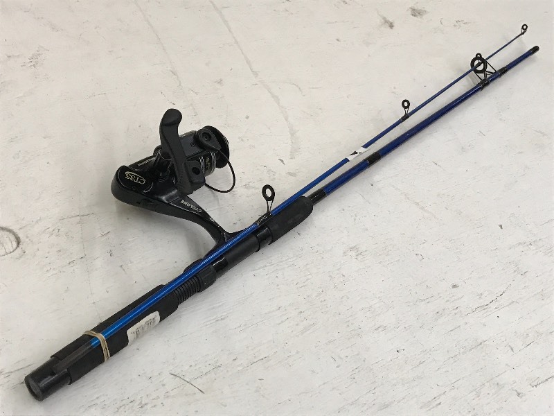 lot 240 image: Cyclone 2-Piece Medum Action Rod Wi...