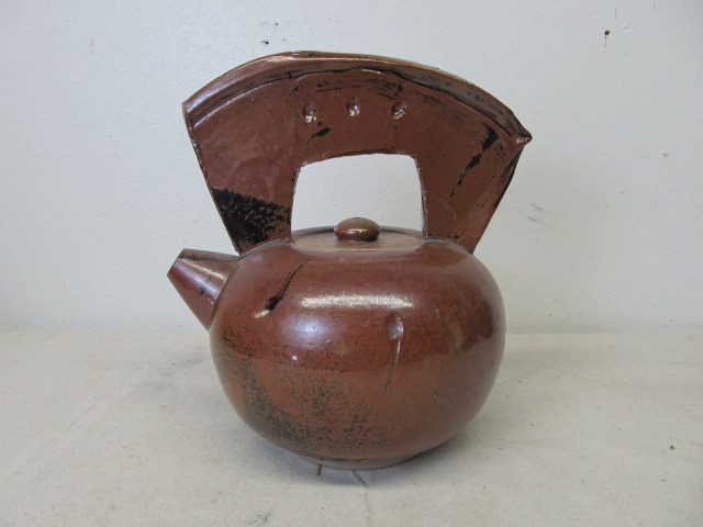 lot 9 image: Unusual Modernist Clay Teapot