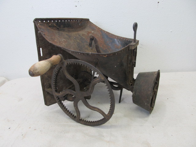 lot 11 image: Antique Hand Crank Farm Seeder