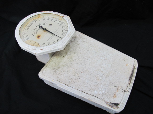 lot 27 image: Vintage Deco LITTLE CORPORAL Bathroom Scale