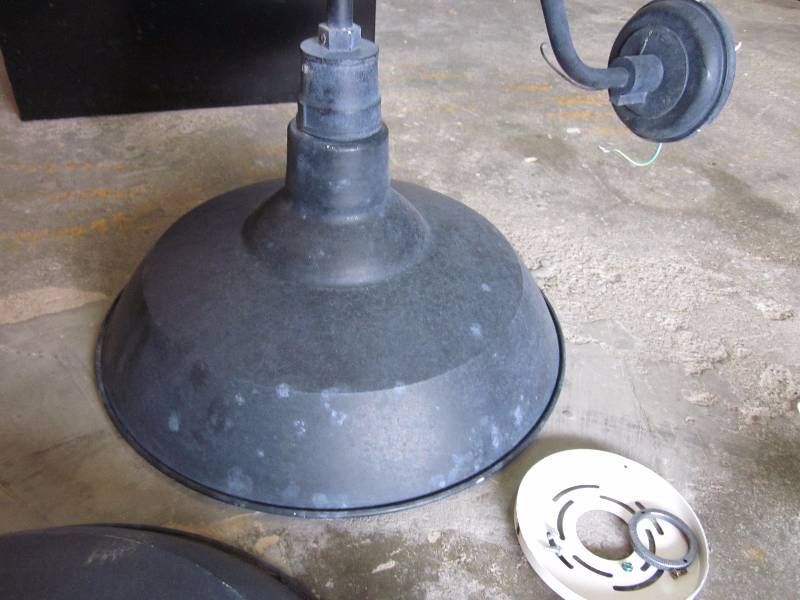 lot 11 image: Outdoor Light Fixtures (Pair)