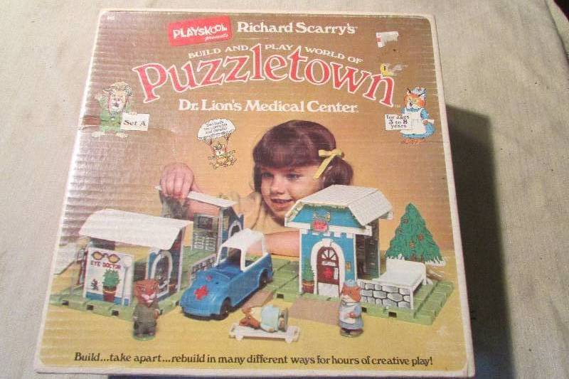 lot 12 image: Vintage Playskool Puzzletown