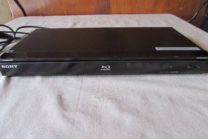 lot 26 image: Sony Blue-Ray Disc Player