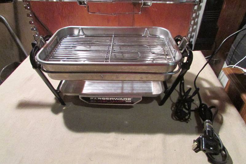 lot 67 image: Vintage Faberware Electric RotisserieGrill
