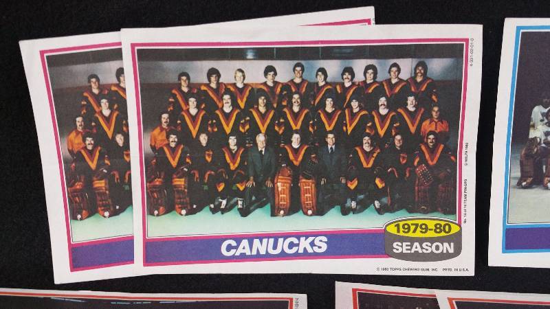 1980 Topps NHL Team Pin-Ups x16