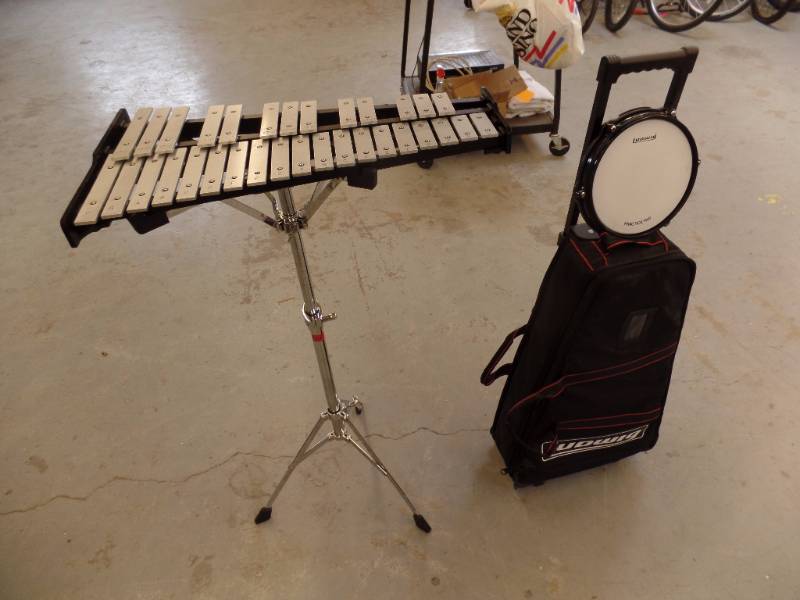 LUDWIG PERCUSSION KIT