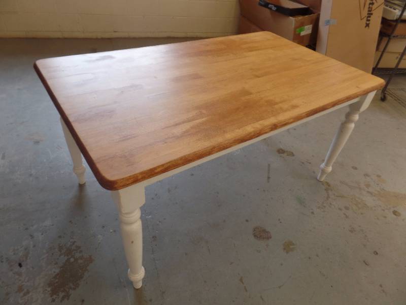 FARMHOUSE DINING TABLE