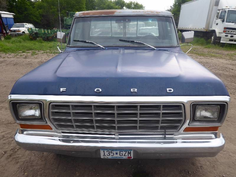 lot 4 image: 1978 Ford F250