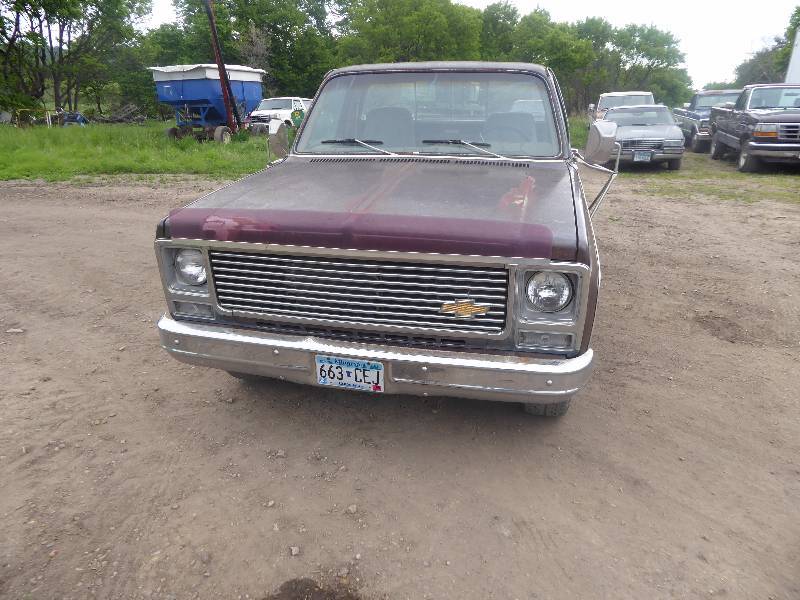 lot 5 image: 1979 Chevy Silverado C30