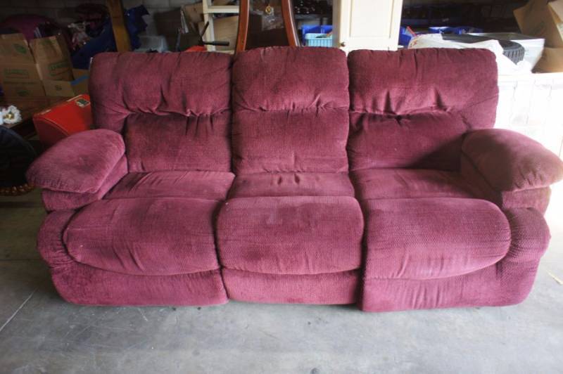 Maroon Color LazyBoy Couch Dual Recliner "Powered" 89" Wide X