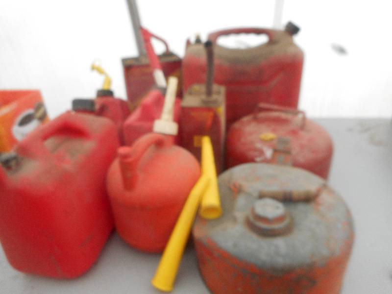 lot 24 image: 9 GAS CANS