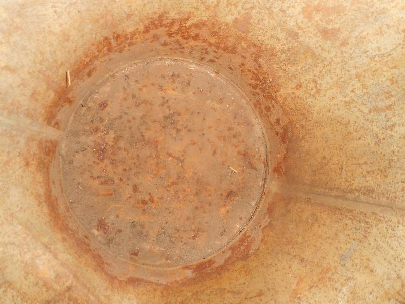 lot 27 image: 2 ANTIQUE PALES