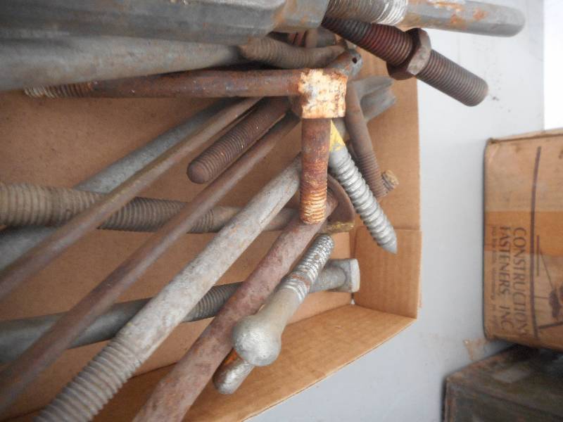 lot 45 image: METAL TIGHTENERS AND GATE HANGERS