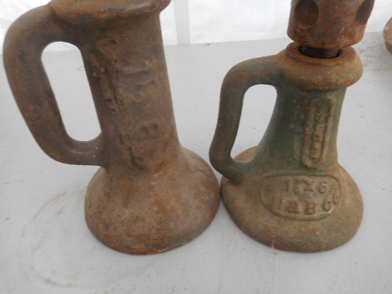 lot 71 image: 2 VINTAGE STEEL SCREW JACKS