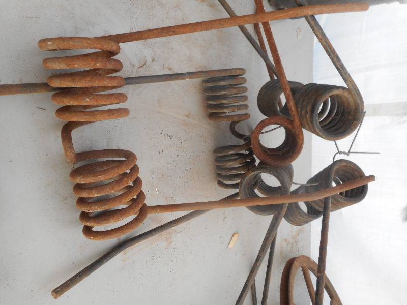 lot 85 image: DRAG SECTIONS