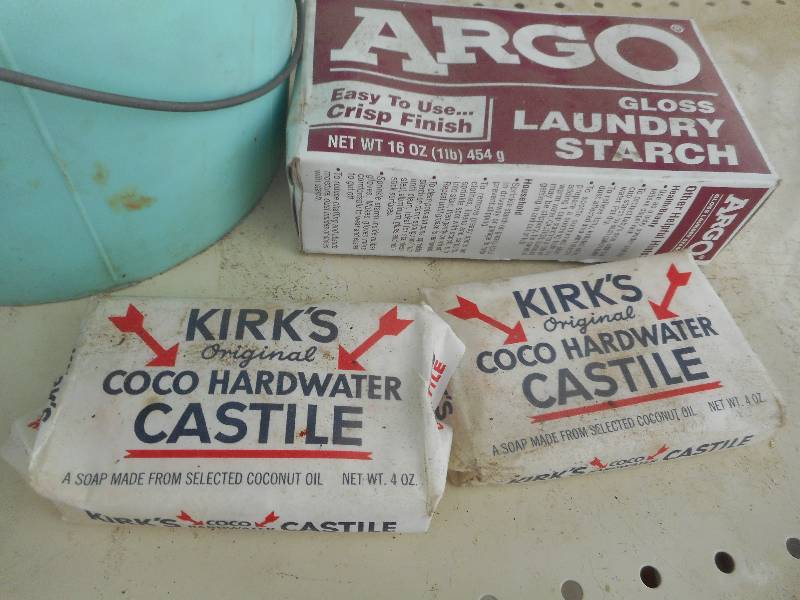 lot 127 image: VINTAGE KIRKS SOAP, AND ARGO STARCH