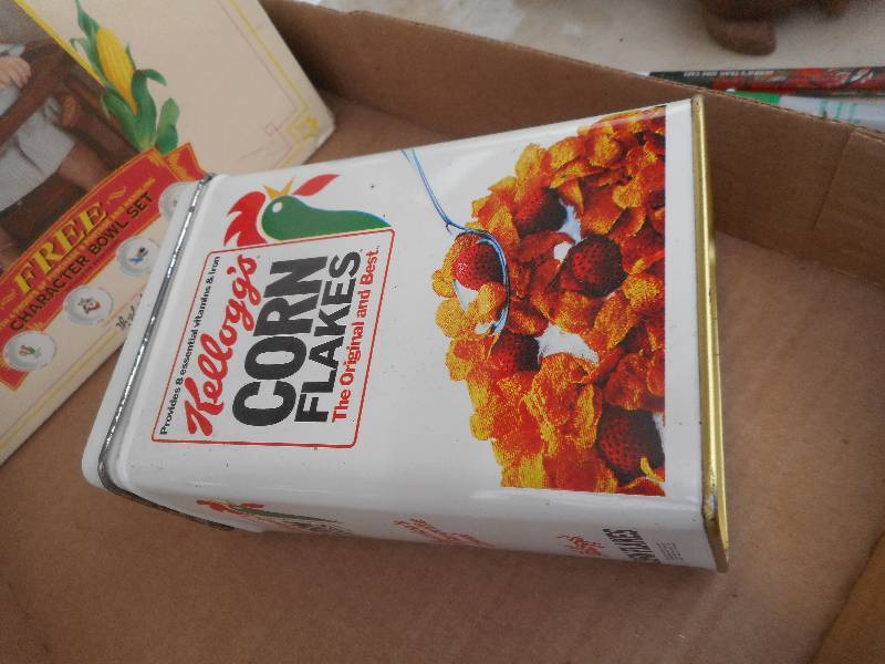 lot 145 image: VINTAGE CORN FLAKE BOXES