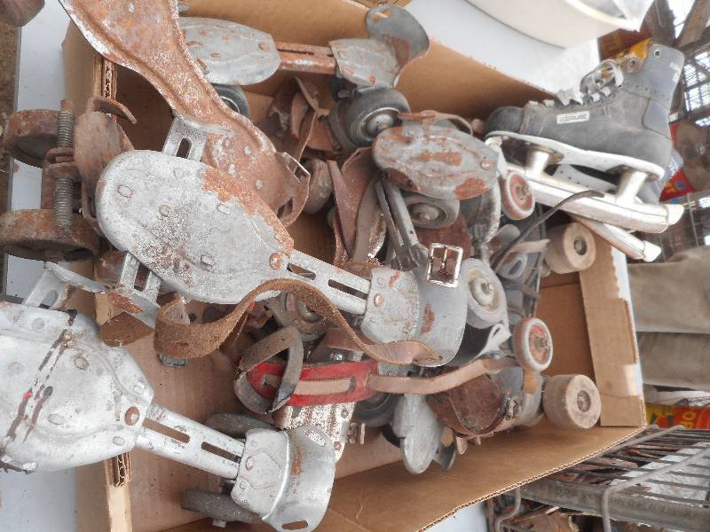 lot 183 image: VINTAGE METAL ROLLER SKATES AND ICE SKATES