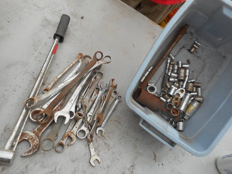lot 193 image: WRENCHES AND SOCKETS