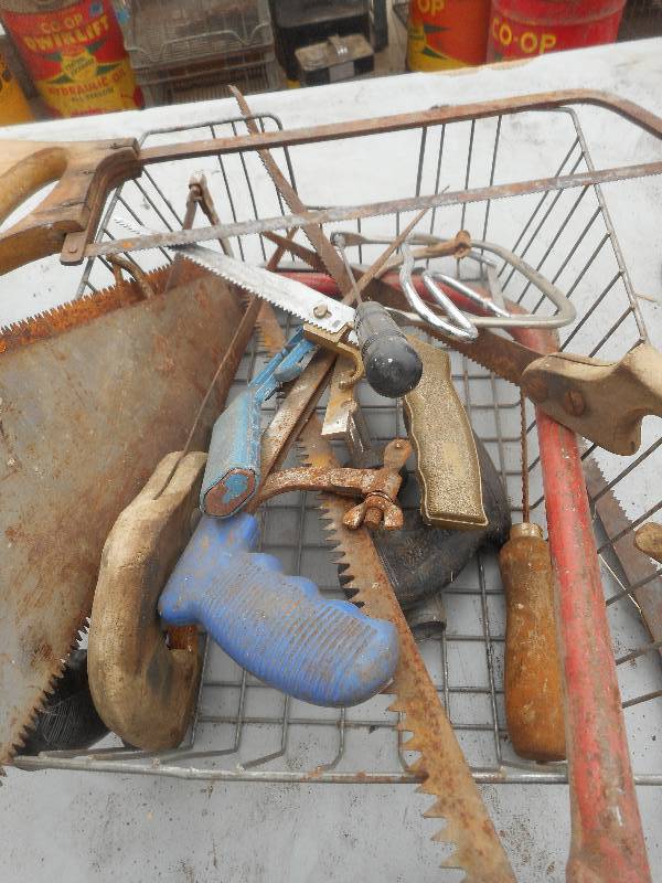 lot 197 image: HAND SAWS