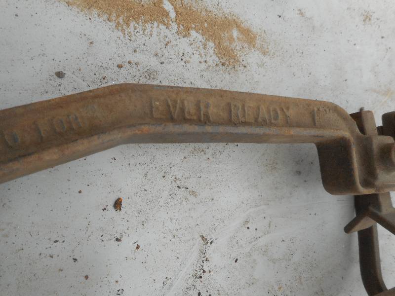 lot 203 image: ANTIQUE EVER READY FAIRING TOOL