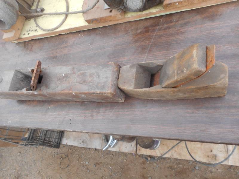 lot 299 image: 2 ANTIQUE WOOD PLANERS
