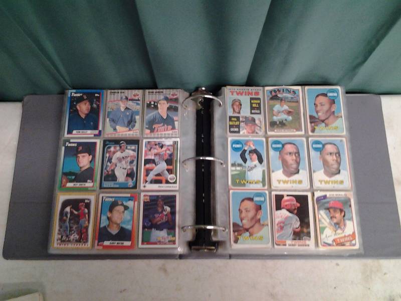 lot 1 image: Album Of Baseball Cards 1960-1990s