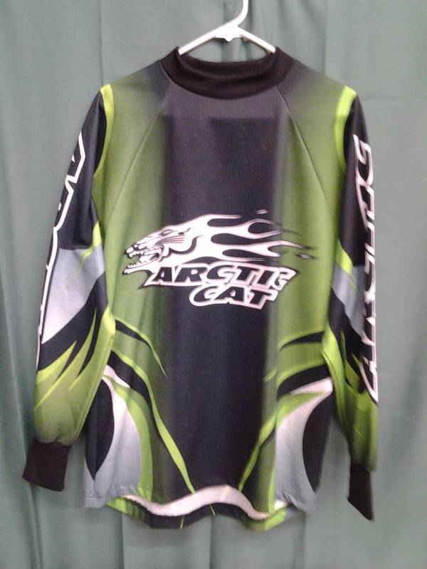 lot 20 image: Arctic Cat Jersey Size L