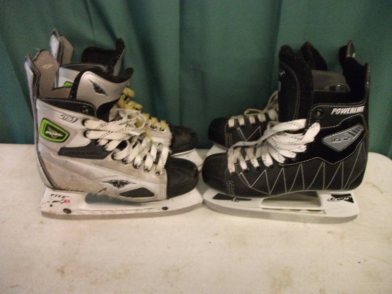 lot 49 image: Fuel Mission 75 Hockey Skates Size 6 12. CCM Powerline 650 Hockey Skates Size 6