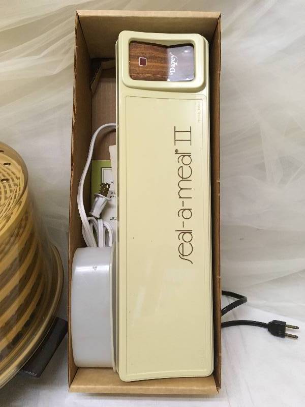 lot 70 image: DEHYDRATOR AND SEALER