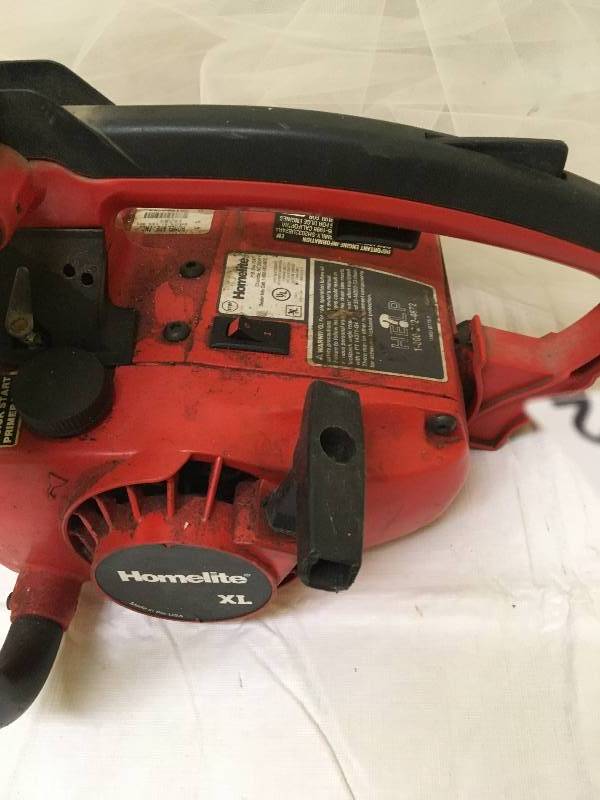 lot 12 image: HOMELITE CHAINSAW