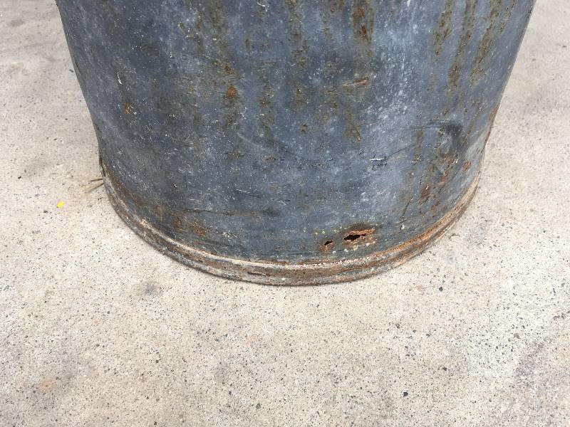 lot 30 image: VINTAGE MILK CAN