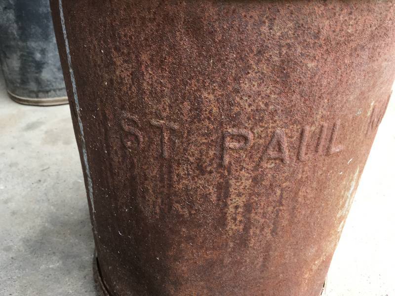 lot 28 image: VINTAGE MILK CAN