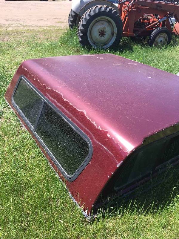 lot 128 image: TRUCK TOPPER