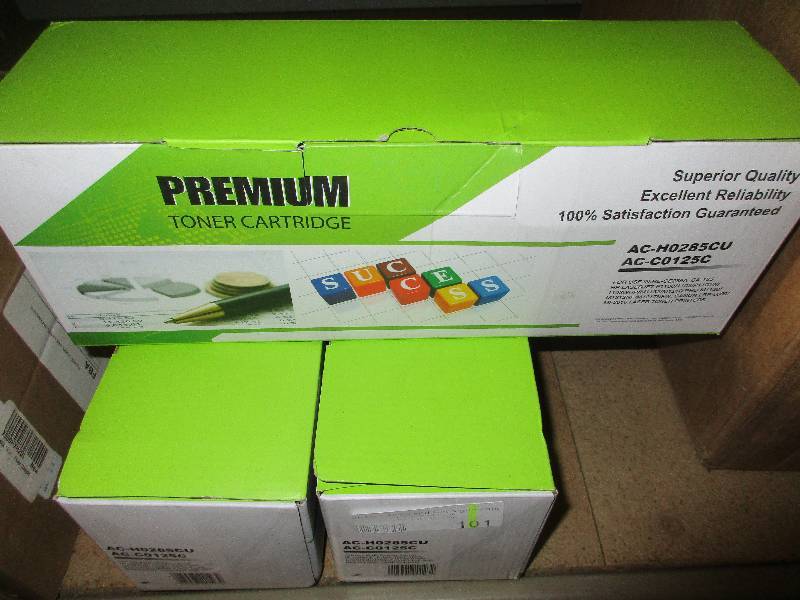 4 toner cartridges