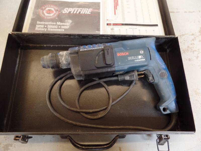 CORDED ROTARY HAMMER