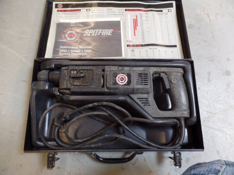 CORDED ROTARY HAMMERS